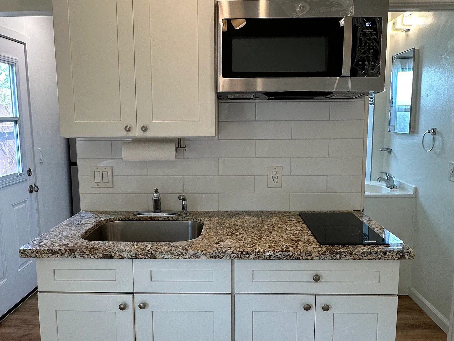 4352 Narragansett Ave — Photo 4