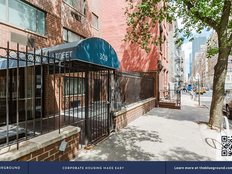 309 W 30th St #5E — Photo 17