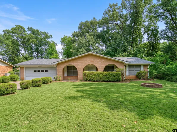 2810 Teakwood Dr, Longview, TX 75605