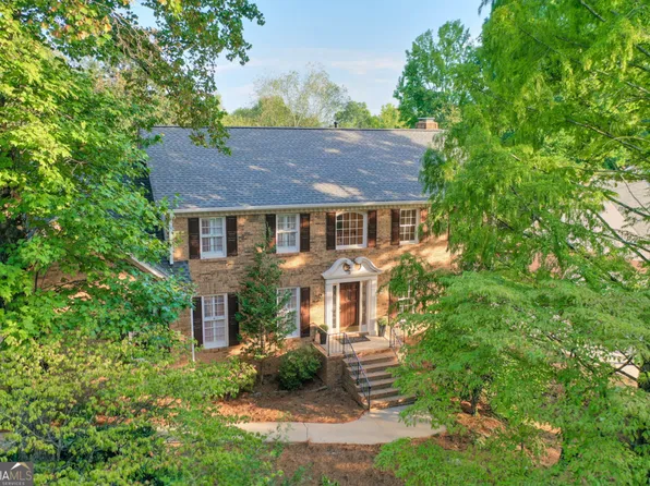 6156 Courtside Dr, Peachtree Corners, GA 30092