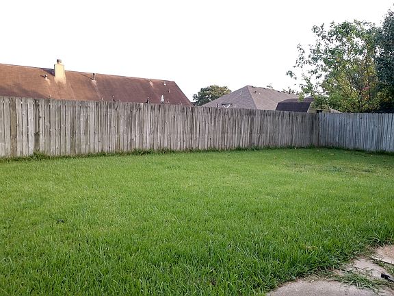 3rd image of 3205 Deer Trail Dr
