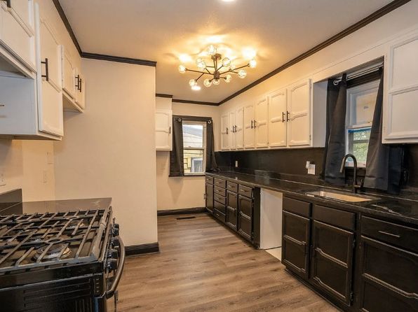 312 W Queen St