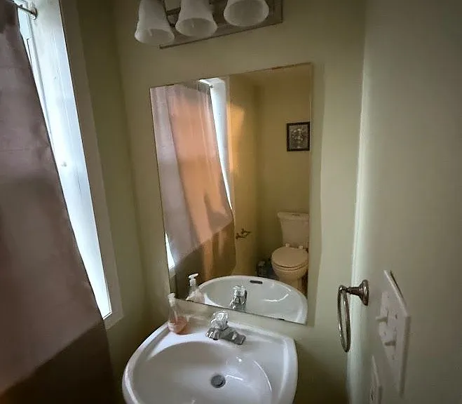 185 Highland Cres #1 — Photo 11