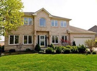 3629 Monarch Cir, Naperville, IL 60564