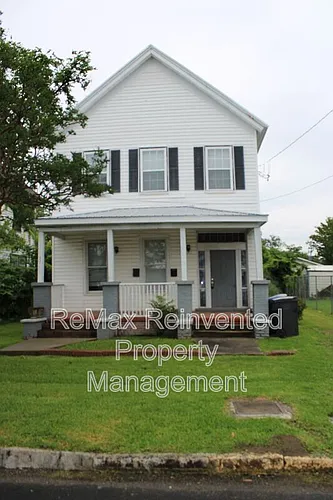 537 Watkins St Photo 1