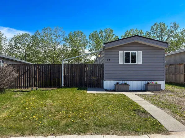 48 W Spring Dale Cir SE, Airdrie, AB T4A 1P2