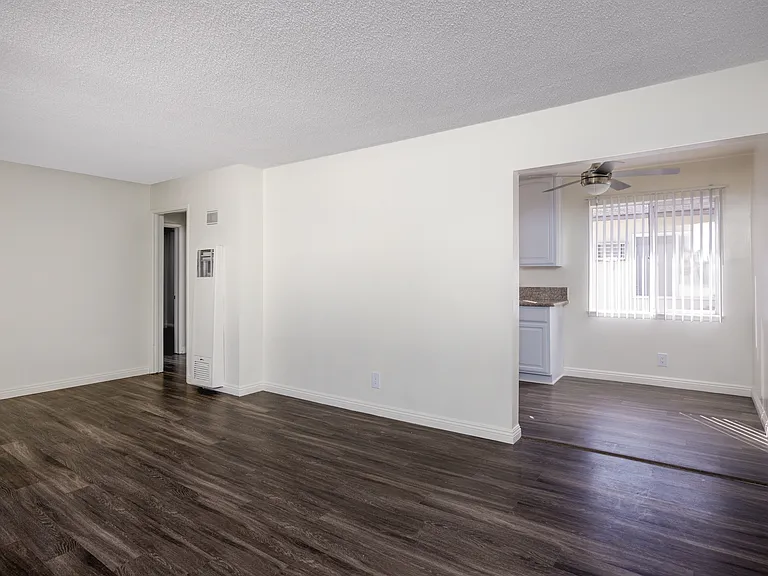 165 California St — Photo 13