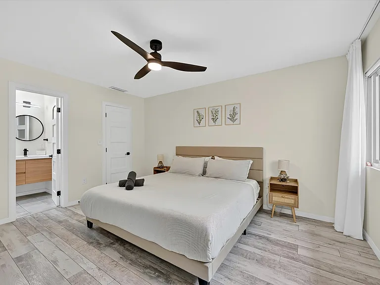 5912 Harvest Hill Rd — Photo 13