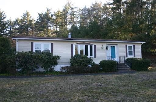 1st image of 11 Foxtail Dr