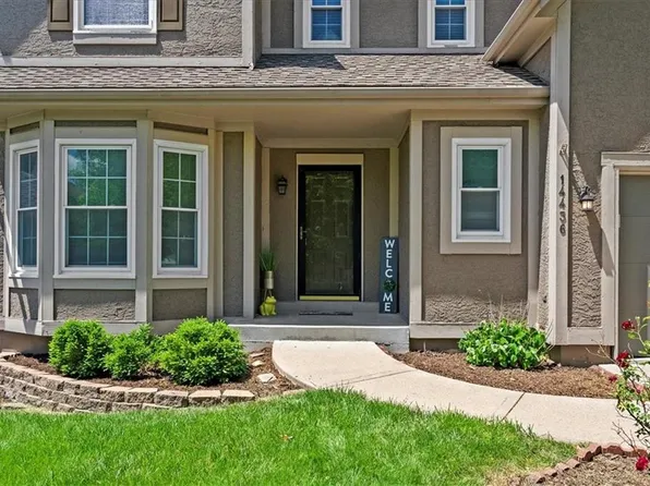 14436 Hemlock St, Overland Park, KS 66223
