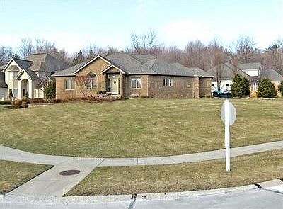 1st image of 4706 Crestwood Dr