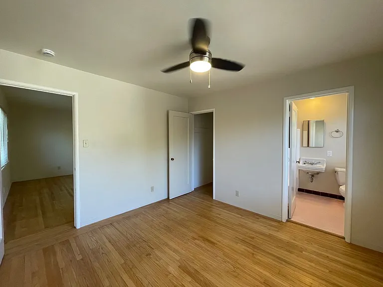 East Sacramento Charmer at 3349/3357 I Street — Photo 7