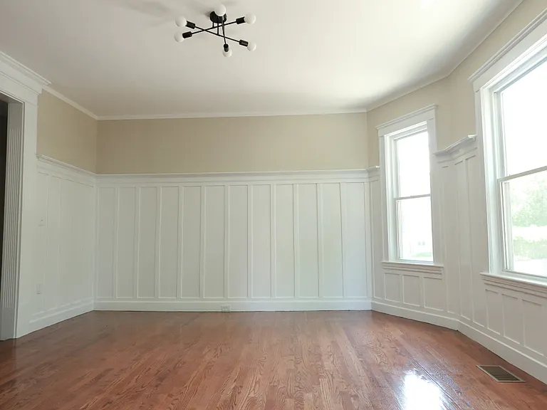 37 George St #37 — Photo 13