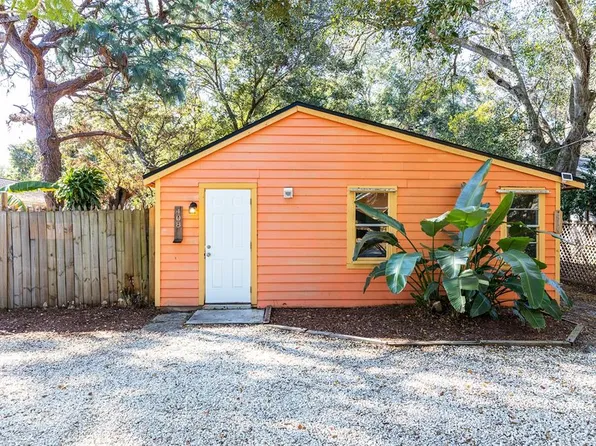 408 3rd Ave, Dunedin, FL 34698