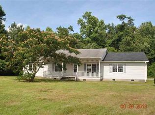 1122 Comfort Rd, Richlands, NC 28574