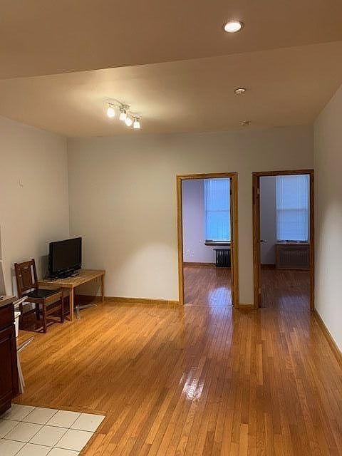 1st image of 18 Mott St APT 5R