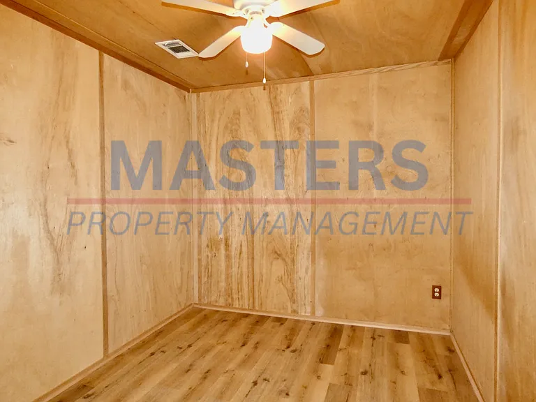 1026 Oakwood Ave — Photo 34