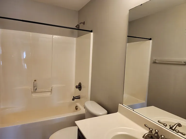 3907 Caldwell Ridge Pkwy — Photo 15
