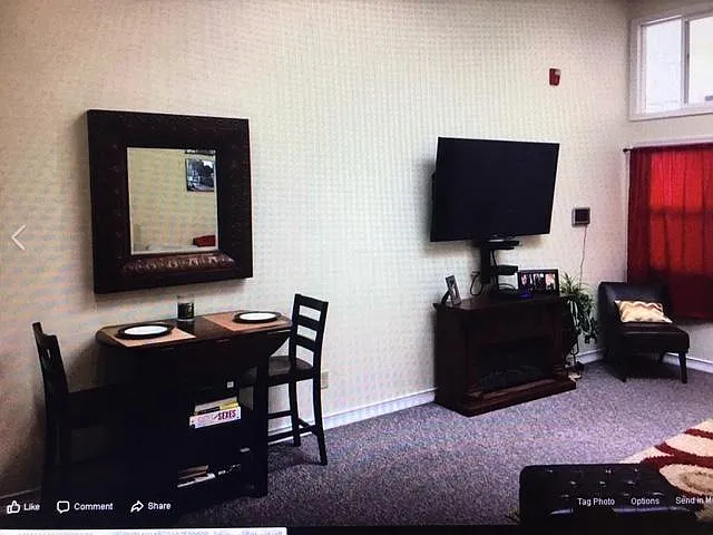 1 bed, 900 sqft, $1,050 — Photo 3