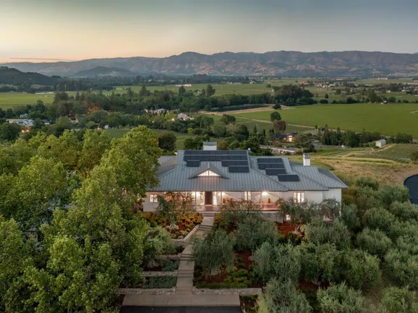 3075 Dry Creek Rd, Napa, CA 94558