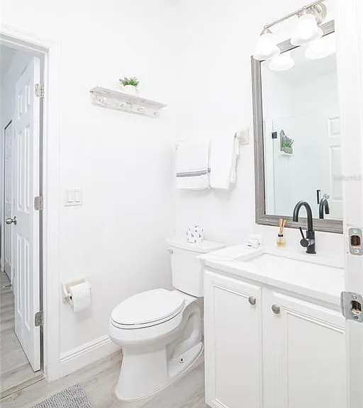 733 Calabria Ave — Photo 12
