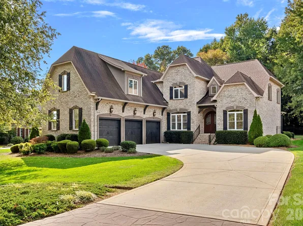 108 Lazenby Dr, Fort Mill, SC 29715