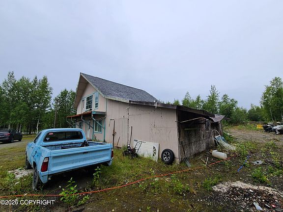 4th image of 357 N Knapp Dr