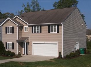 1843 Chatfield Dr, High Point, NC 27260