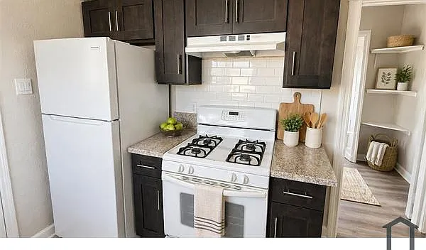 1 bed, 400 sqft, $1,750 — Photo 4