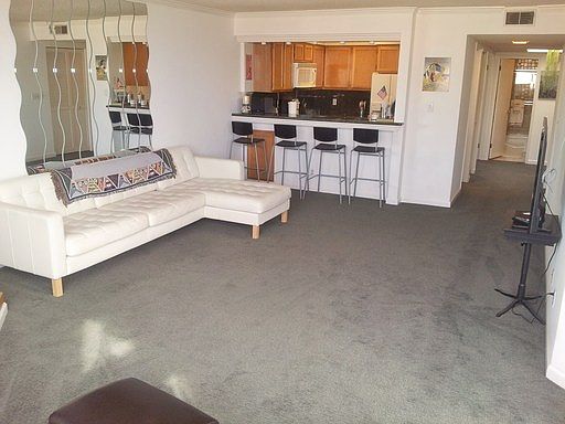 4th image of 855 La Playa St APT 461