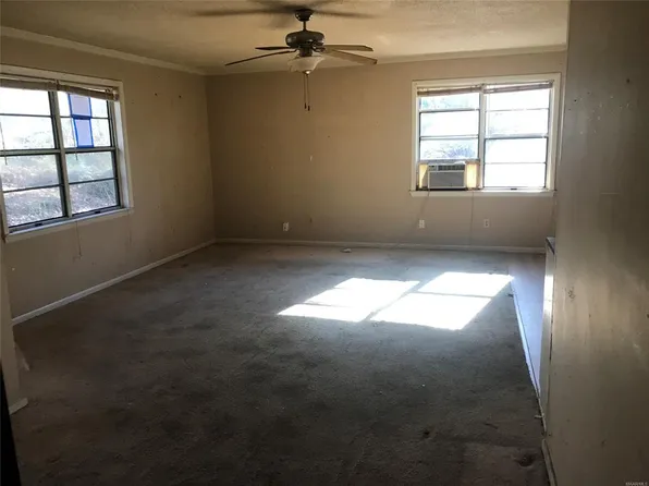 230 Bond Dr, Wetumpka, AL 36093