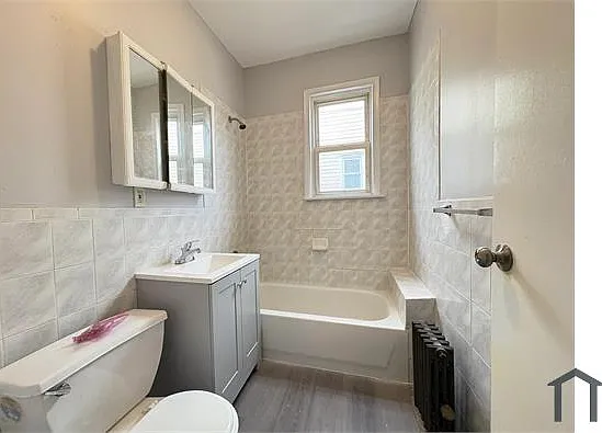 2 bed, $1,800 — Photo 3