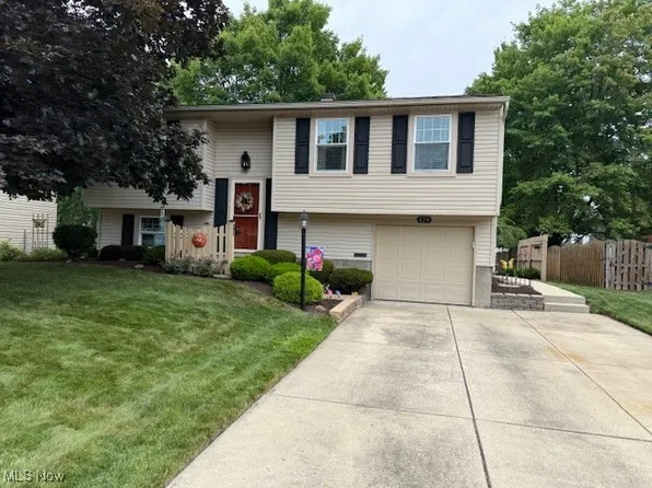 129 Summerberry Ln, Niles, OH 44446