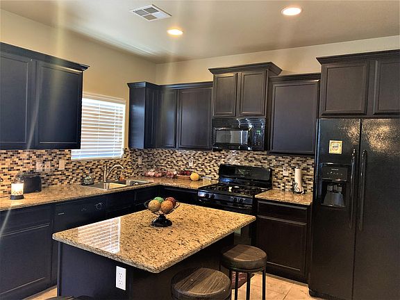 4th image of 3833 Loma Cristobal Dr