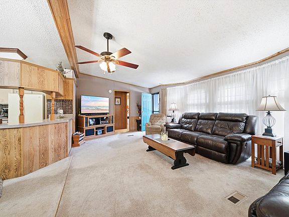 5th image of 163 Donald Drive