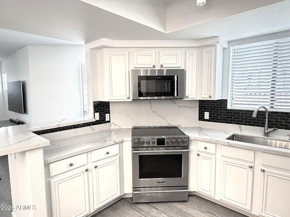 4925 E DESERT COVE Avenue #332, Scottsdale, AZ 85254