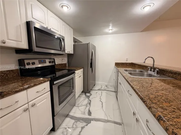 4004 SW 68th Ln #17-J, Miramar, FL 33023