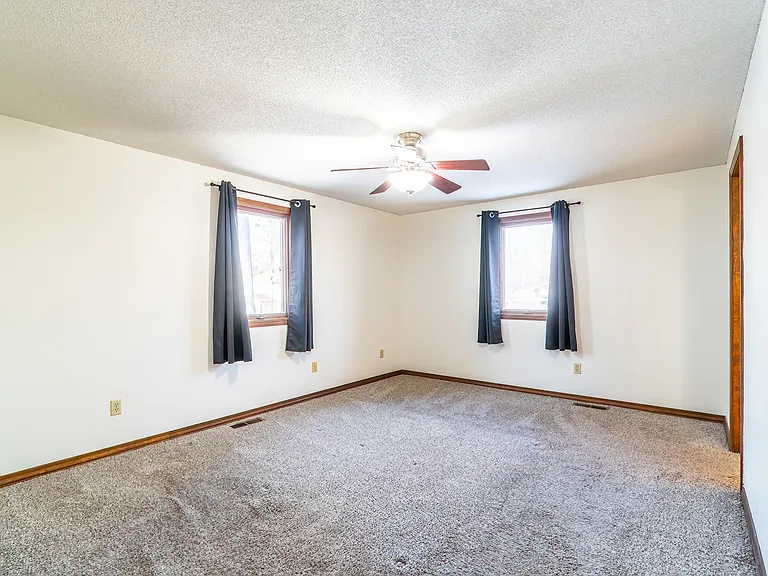 6221 Highgate Pl — Photo 28