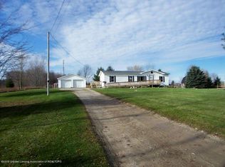 14390 S Hinman Rd, Eagle, MI 48822