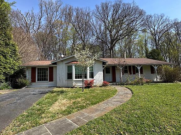 2nd image of 6621 Sulky Ln
