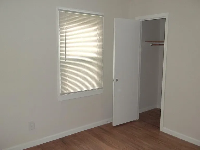 3072 Lone Oak Ave SW — Photo 14
