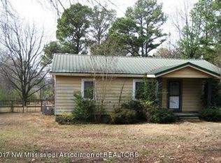 292 Old Highway Rd #3, Crenshaw, MS 38621