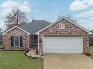 7305 Falcon Cir, Ocean Springs, MS 39564