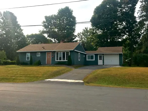 19 Pinecrest Rd, New Hartford, NY 13413