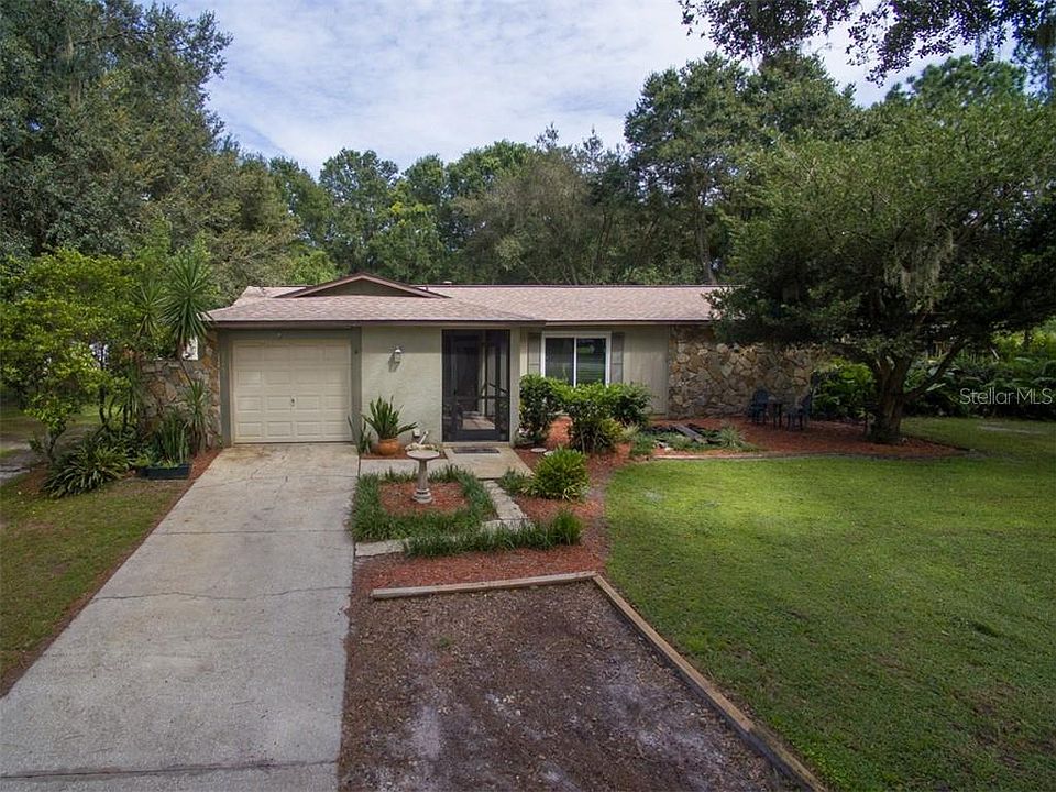 1st image of 2100 Meadowbrook Dr
