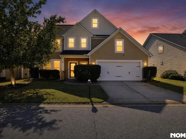 302 Barrett Chase Dr, Simpsonville, SC 29680
