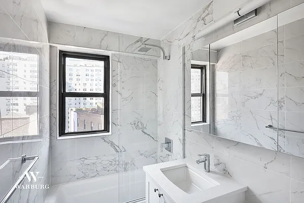 Sold by Warburg | media 17