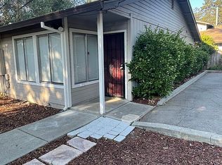 439 Earle St APT B, Santa Rosa, CA 95404