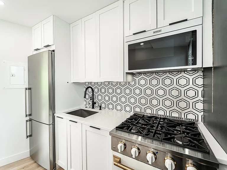 4200 Cathedral Ave NW #1005 — Photo 24