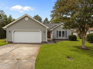 208 Venturi Dr, New Bern, NC 28560